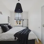 1br Centre Apartment, With Bath & Desk 公寓 里加