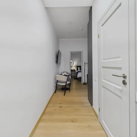 Apartment 1br Centre Apartment, With Bath & Desk Riga