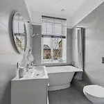 1br Centre Apartment, With Bath & Desk דירה ריגה